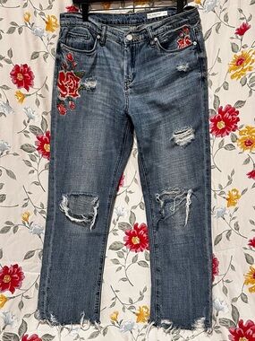 BLANK NYC DISTRESSED FLORAL EMBROIDERED JEANS WOMENS SIZE 28